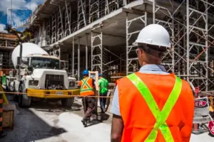 what does a construction project manager do